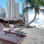 Seaviews Beach 9B 4-13Pax Ciq Ksl Johor Bahru