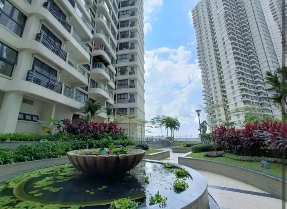 Seaviews 9b 4-13pax Ciq Ksl * Johor Bahru